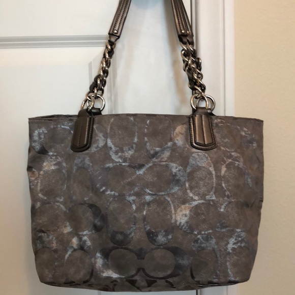 Coach Handbag - Picture 2 of 5